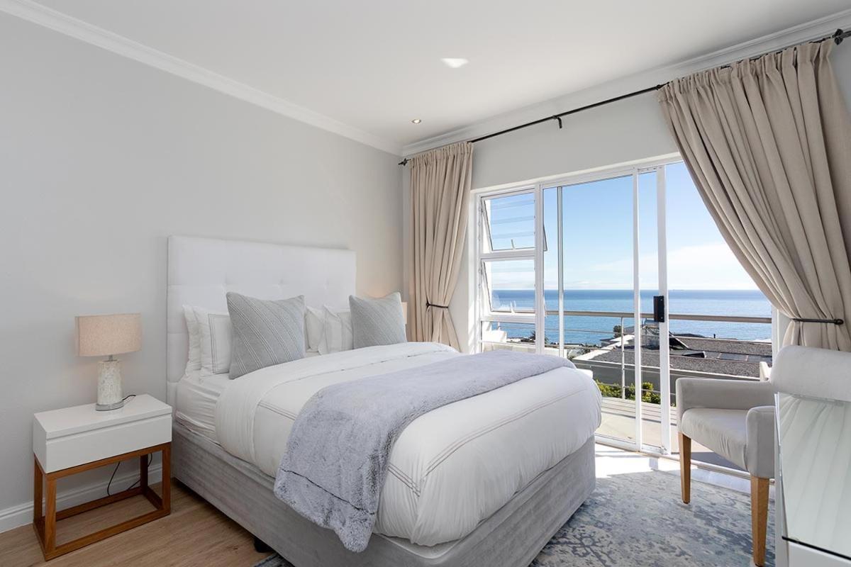 Stunning Sea View Apartment - Camps Bay Fokváros Kültér fotó